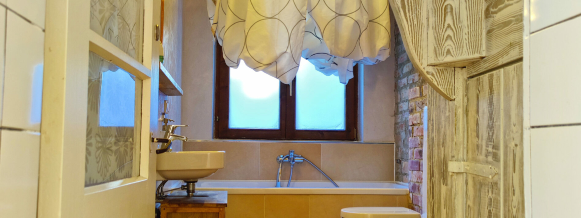 Käsküche Bernbeuren untere Fewo Bad